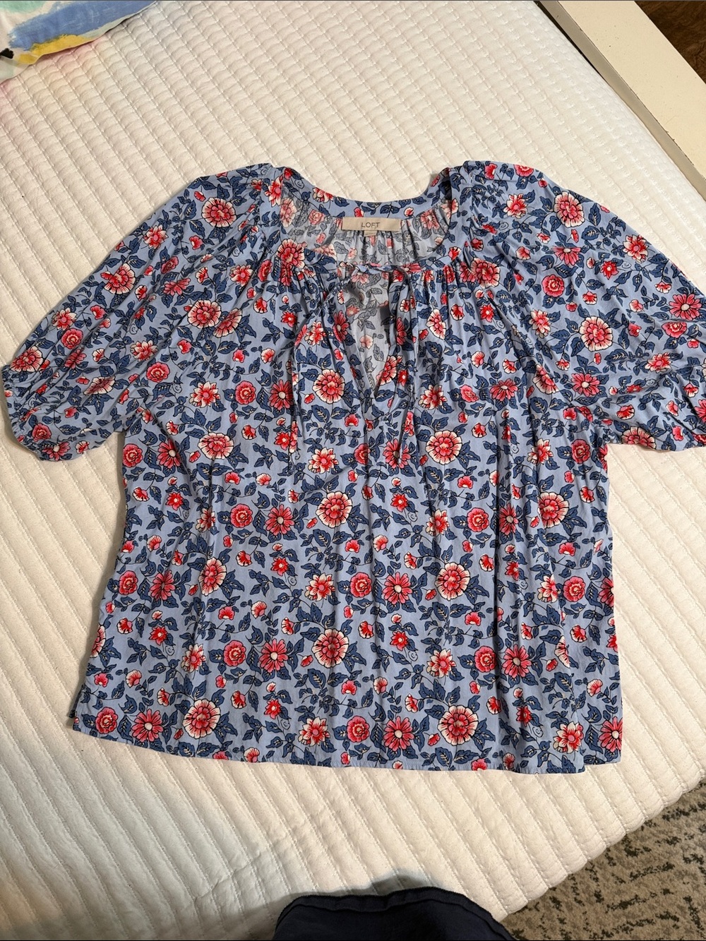 LOFT Light Blue Floral Short Sleeve Peasant Top-XL